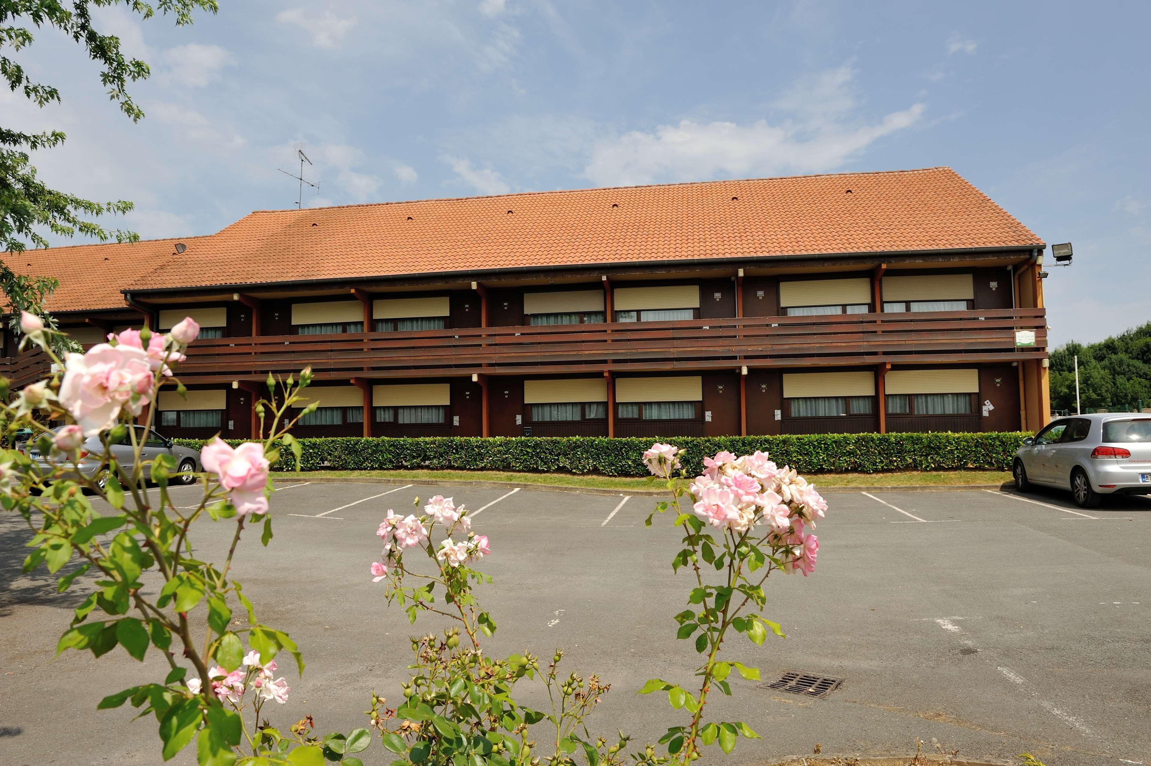 Campanile Saintes Hotel Bagian luar foto